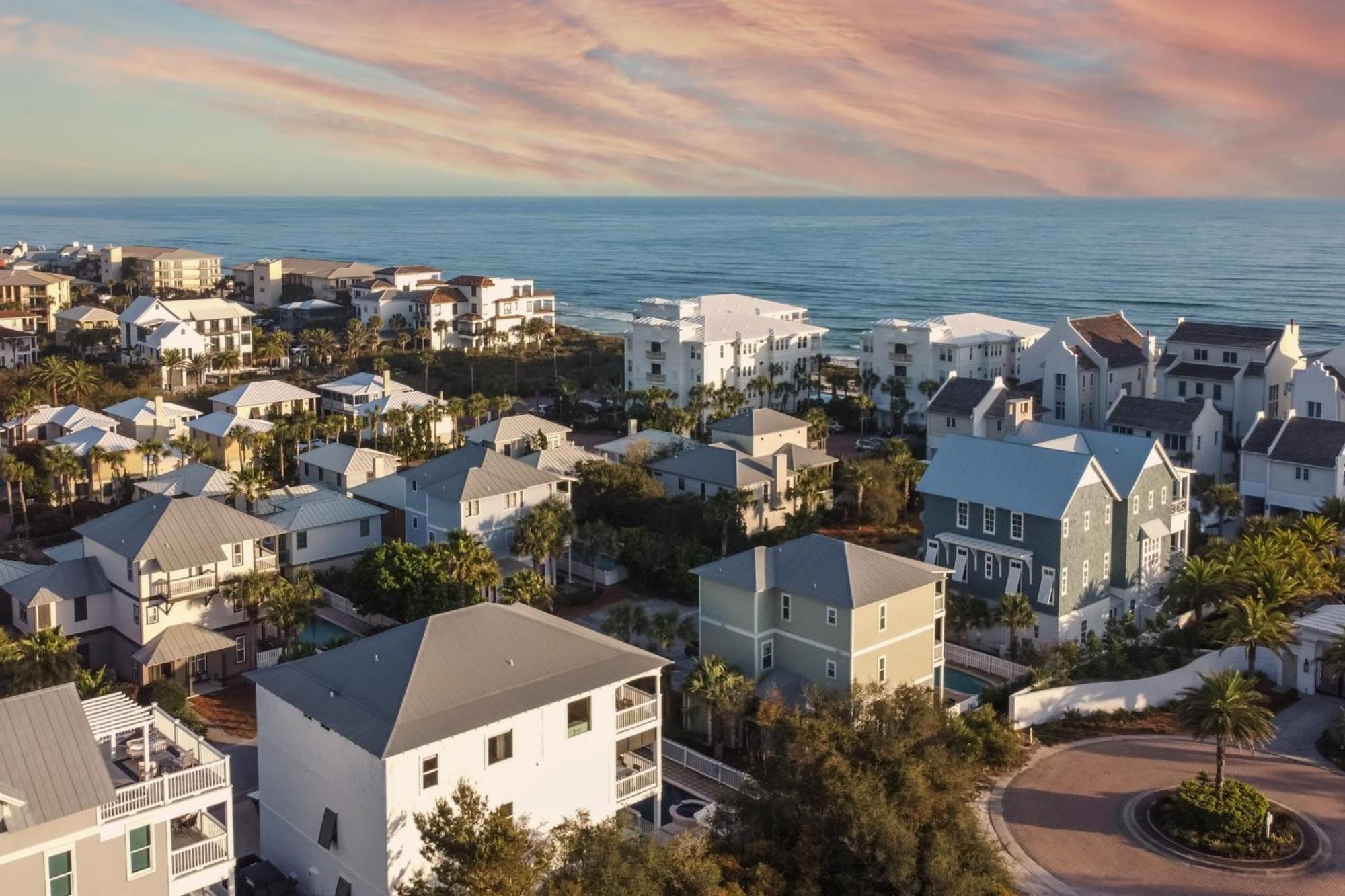 Fin By Avantstay 9 Bedroom Destin Oasis With Pool Spa Walk To Beach Rosemary Beach Exterior photo